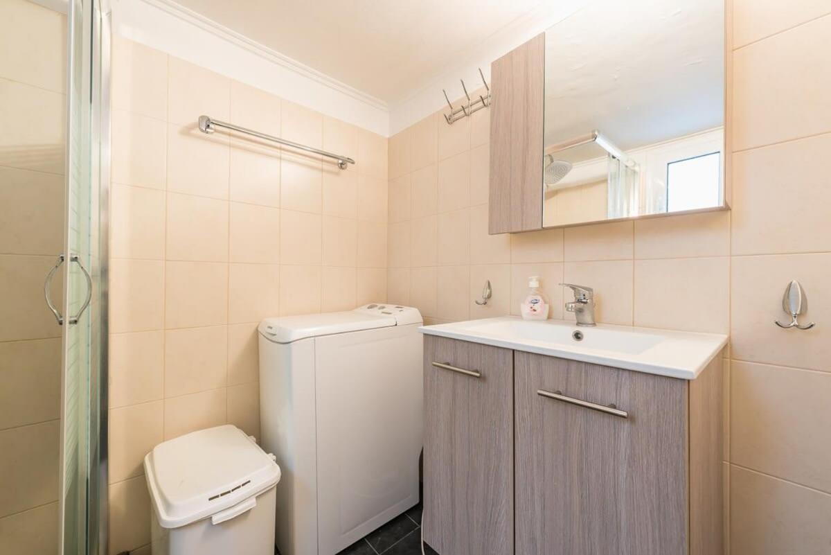 Topfloor Central Apt With Urban Views,3' To Metro 雅典 外观 照片